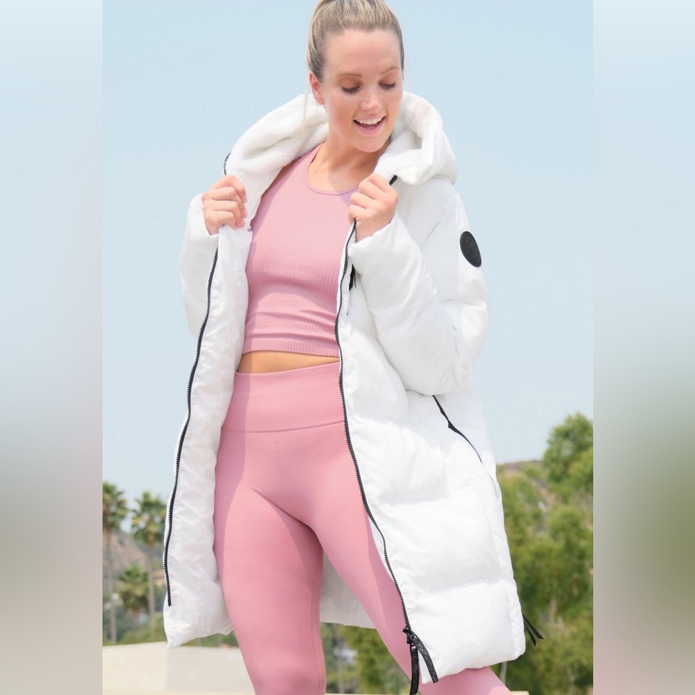 Fabletics White Puffer Jacket - image 1